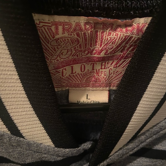 Varsity Jacket Gray Black Stripe Snap Button Men's Large Blue - Picture 3 of 3